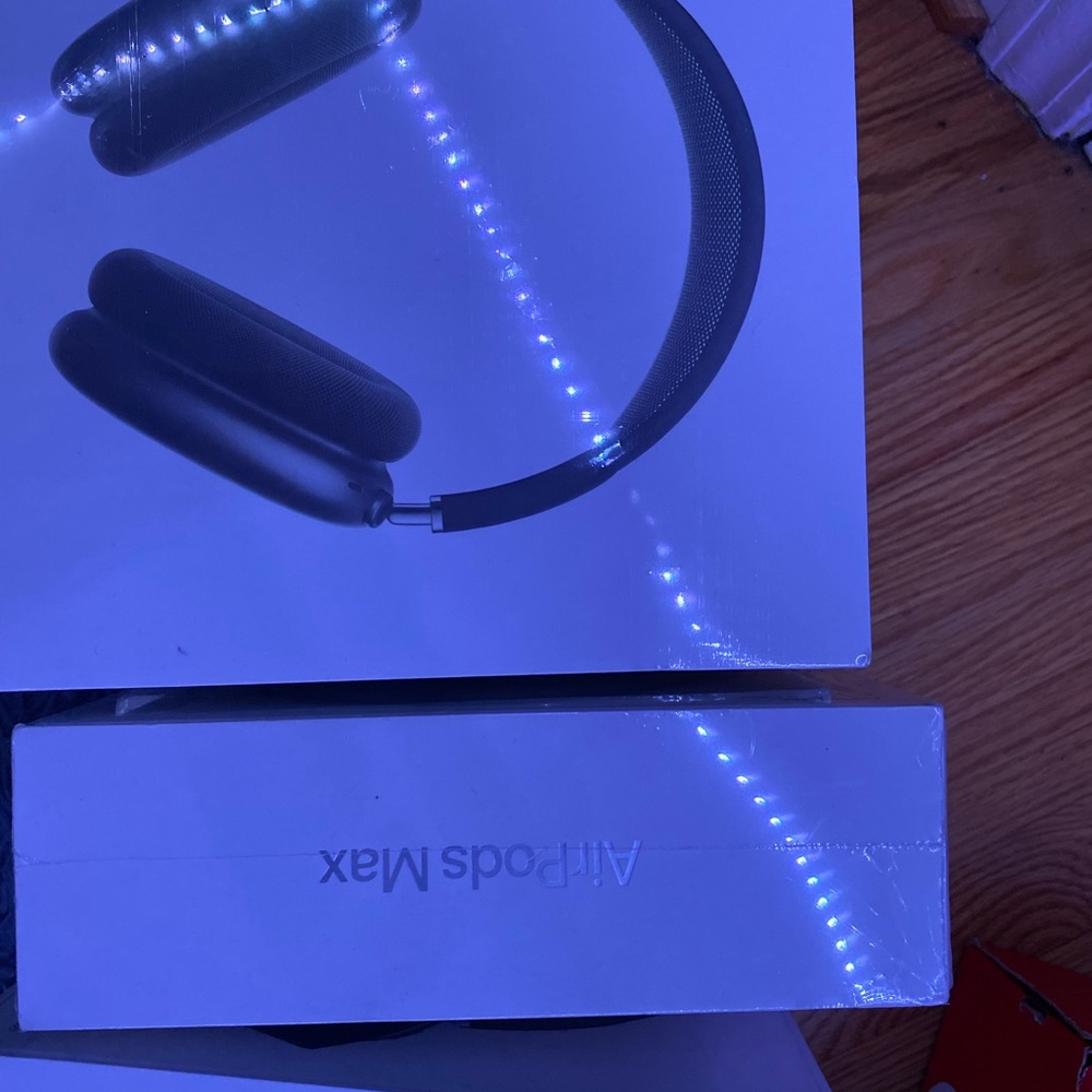 AirPod max - Picture 3 of 4